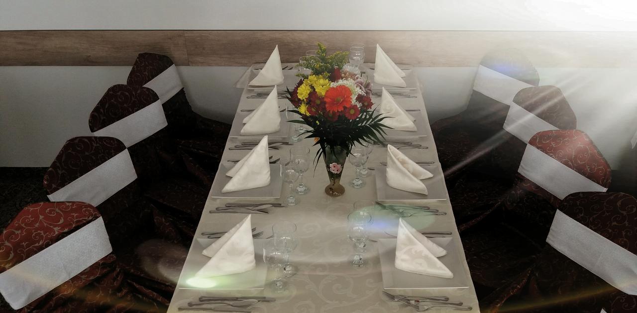 Hotel Raxand Residence Mioveni Dış mekan fotoğraf